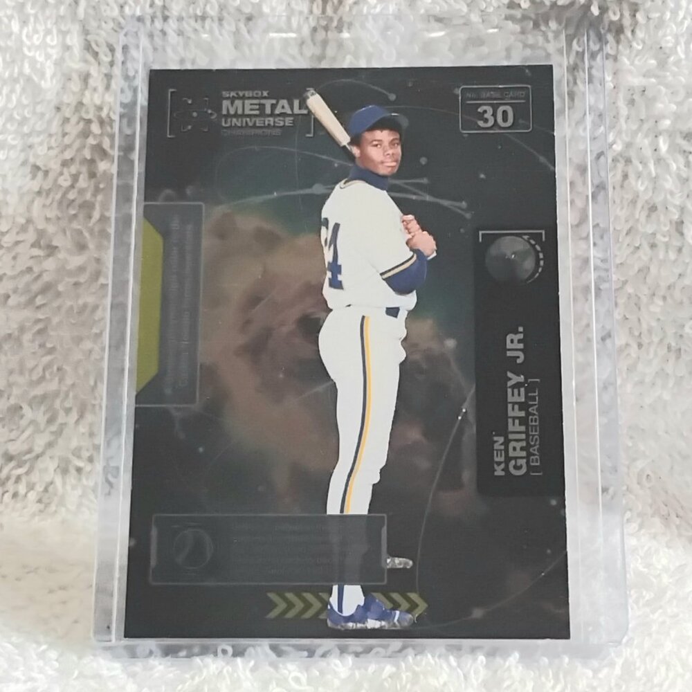 5/$20 Mint 2021 Skybox Ken Griffey Jr. Metal Universe Champions MLB Card 30!!